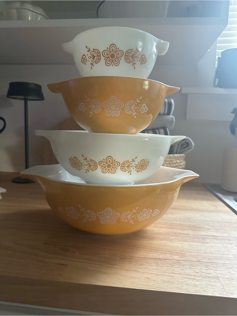 Pyrex Cinderella Butterfly set set of 4
